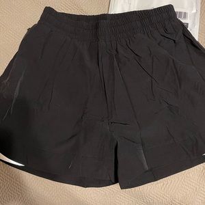 Alphalete Stride Shorts Black Medium NWT